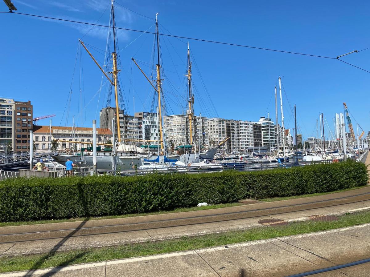 Panoramic View On Beach, Ships, Sea - Place To Be Остенде Екстериор снимка